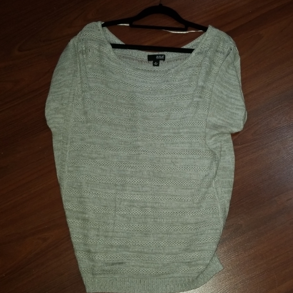 Short sleeve shirt